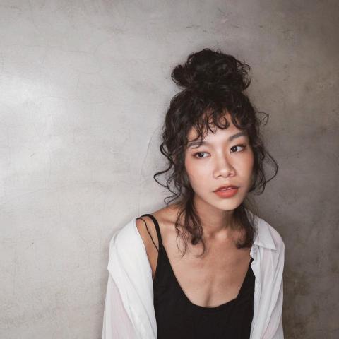 Ayu妝髮/造型/外景/新秘/髮型設計/燙染 - 