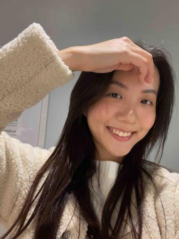 提供ptt移民服務的專家顧乃懿