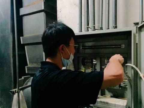 提供查修服務的專家林師傅