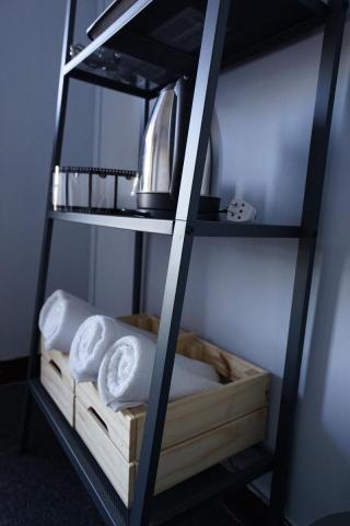 周冠廷 - 也有幫人拍過airbnb的房內照片。