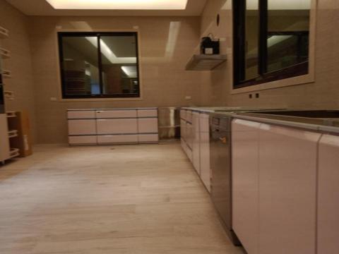 雨辰企業社 -  雨辰企業社 -