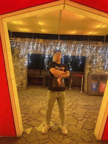 提供公證代辦服務的專家江先生