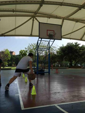 柯教練訓練營 - 以教材輔助訓練 柯教練訓練營 - 以教材輔助訓練