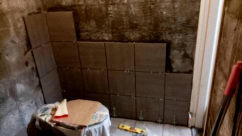 盈生工程行 - 浴室磁磚更新