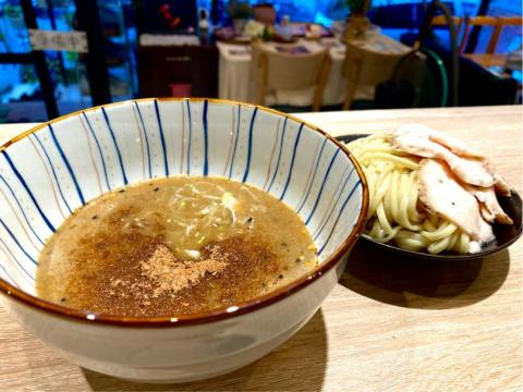 騰老闆 T . Boss (睿騰） - 