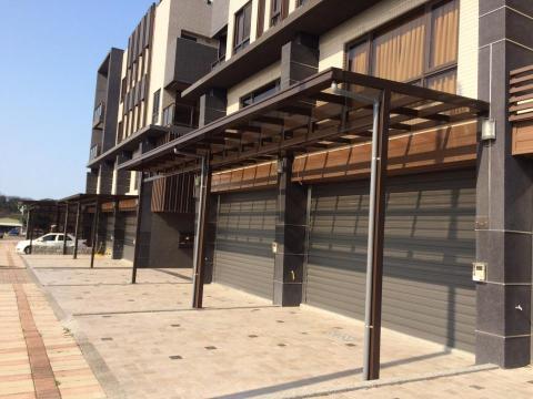 永菘企業社 - 烤漆玻璃採光罩