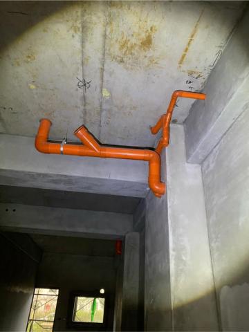 田業水電 - 吊管施工