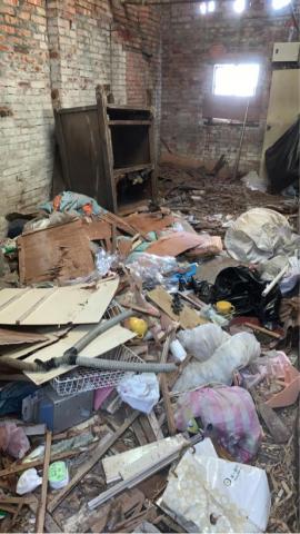 朝暮拆除工程行 - 