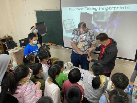 陳翰 - 臺南市博愛國小 冬令營