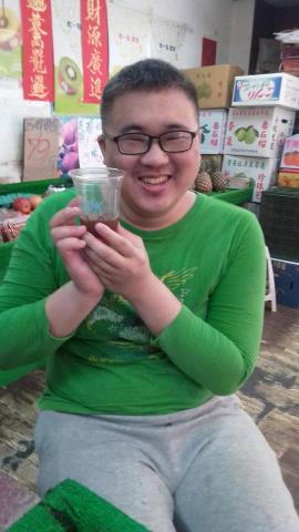 徐志辰 - 健康陽光營養豐富買水果問我就對了