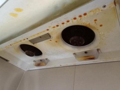 安心居家企業社 - 廚房除油清潔前 安心居家企業社 - 廚房除油清潔前