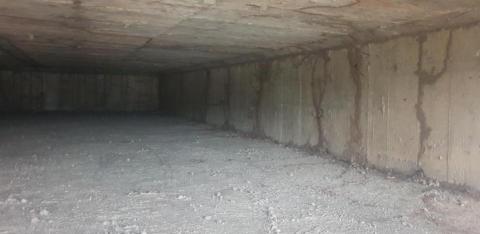 世祺企業社 - 水塔底防水：弹泥(施工前)