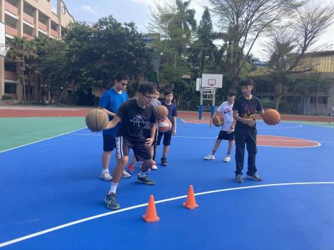 艾倫籃球 - 兒童假日團體班