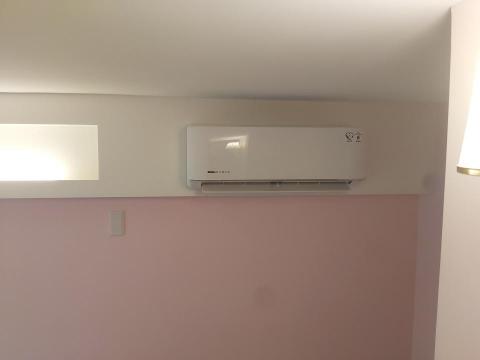 小陳師傅 - 信義路四段曼哈頓-（主臥）室內機