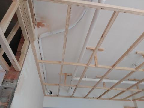 小陳師傅 - 富御捷境-冷媒銅管及排水管施作