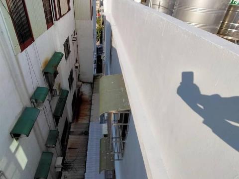 三貓工程（ 防水、抓漏、油漆、隔熱 ） - 外牆防水隔熱