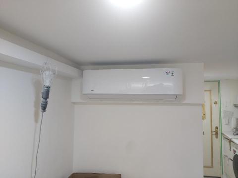 小陳師傅 - 信義路四段曼哈頓-（客廳）室內機