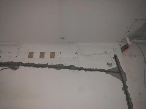 小陳師傅 - 信義路四段曼哈頓-（次臥）冷媒銅管及排水管施作