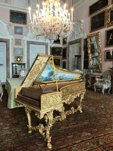 提供中壢音樂教室服務的專家Michelle CHIANG