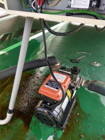 張書瑋 - 白鐵熱水加壓馬達換新