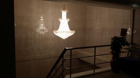 陳先生 - 樓梯水晶吊燈