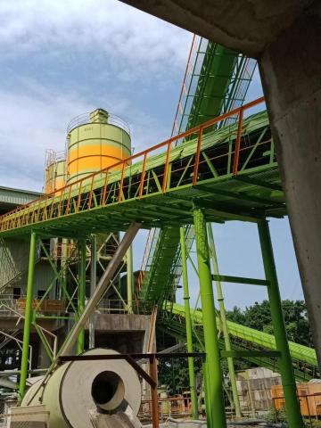 偉傑油漆工程行 - 工廠鋼構除鏽防鏽噴漆完工