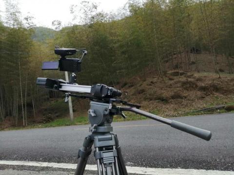 現場風格短片 - 電動滑軌拍攝工作中