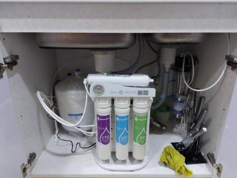 川禾淨水/廖文璁 - 6道小立架RO逆滲透純水機