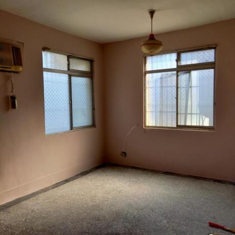 七彩油漆工程 - * 房間改為粉色系 *