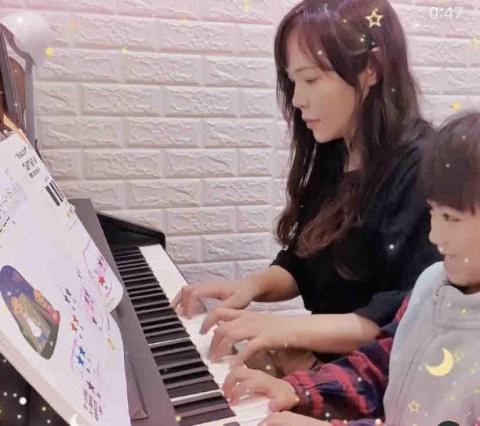 🌻邁阿密音樂教室🌻流行鋼琴/古典鋼琴/小提琴/線上教學 - 
 🌻邁阿密音樂教室🌻流行鋼琴/古典鋼琴/小提琴/線上教學 -