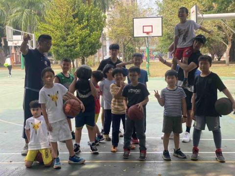 譚光旭（Luis) - 初階班