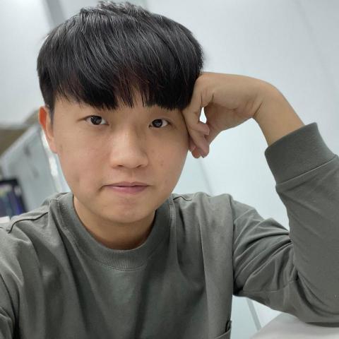 提供文章寫手服務的專家林竣祐