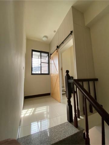 立翔室內裝修設計 - 穀倉門