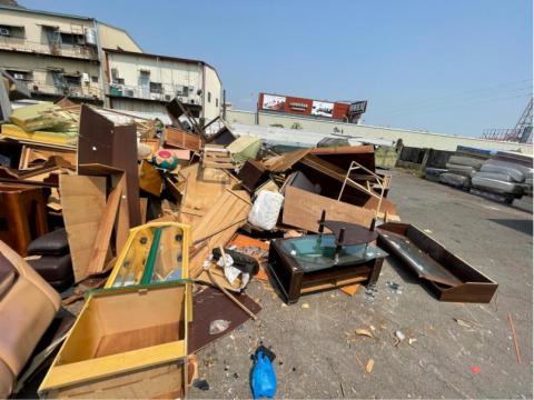 🔱帝二專業運輸搬家🔱 - 自有廢棄物處理廠