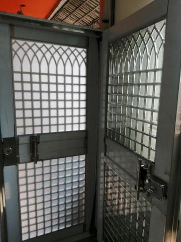 宏源工程 - 雙玄內外開白鐵門