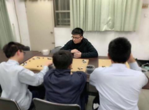 蕭義修 圍棋7段 - 