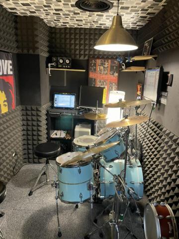 KrabyMusicStudio克雷音樂KMS工作室 - 設備最新，環境最好。