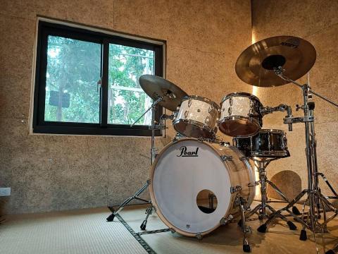 基石音樂爵士鼓工作室 Cornerstone Drum St - 