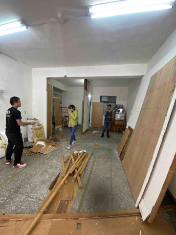 利得旺人力支援派遣（天王殿） - 木板隔間拆除