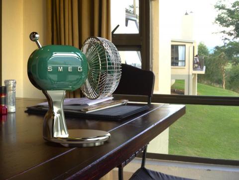 陳海威' - catia建模 使用keyshot進行產品渲染