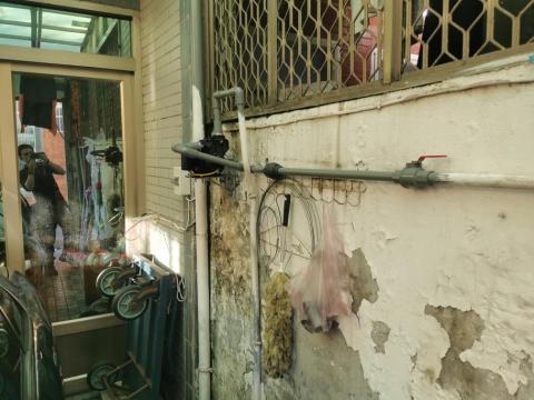 謝昇諺 - 住家揚水馬達更換,多加逆止閥及凡爾,以利後續工程不需活水作業 謝昇諺 - 住家揚水馬達更換,多加逆止閥及凡爾,以利後續工程不需活水作業