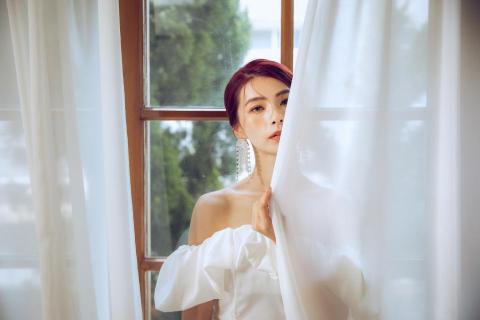 提供model模特服務的專家Hannah