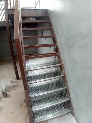 益鑫工業社 - 樓梯花板1