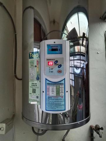 榤昇工程行 - 新增電熱水器 榤昇工程行 - 新增電熱水器