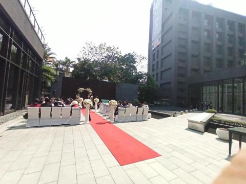 曾怡菁 - Rita 最專業的戶外證婚企劃 曾怡菁 - Rita 最專業的戶外證婚企劃