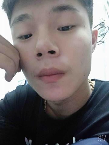 提供髮型師學徒服務的專家宋柏諺