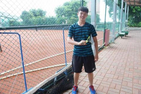 提供底盤懸吊服務的專家鄧仲廷