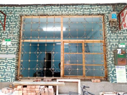 周中慶先生 - 全屋油漆