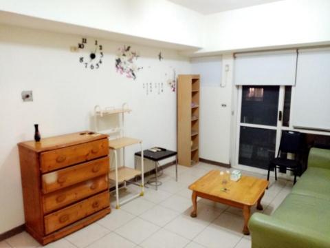 周中慶先生 - 全屋油漆