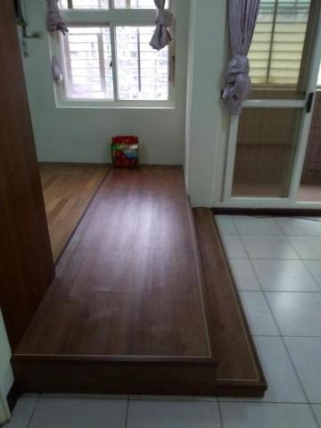 周中慶先生 - 局部地板施工